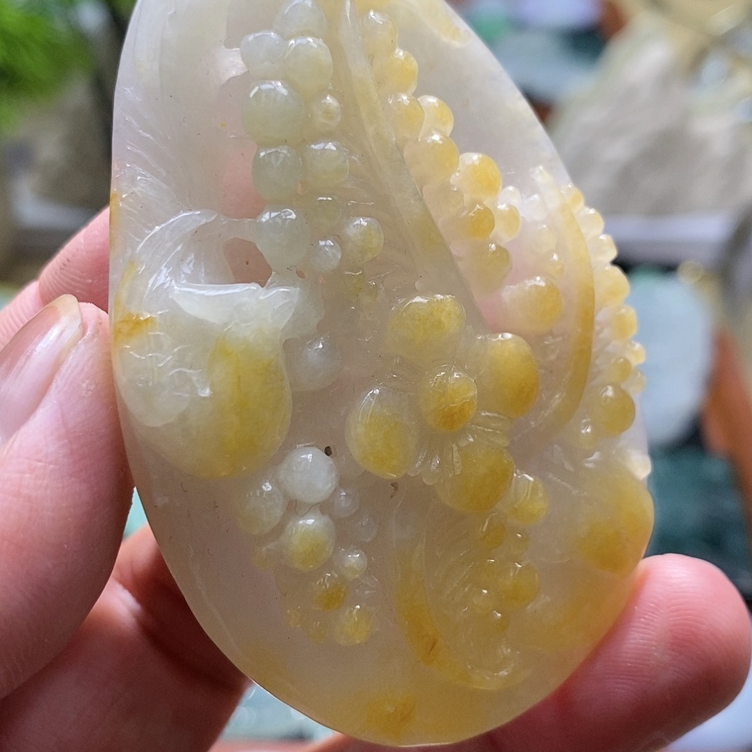 【闪购商品】翡翠颈饰未镶嵌111111111111111