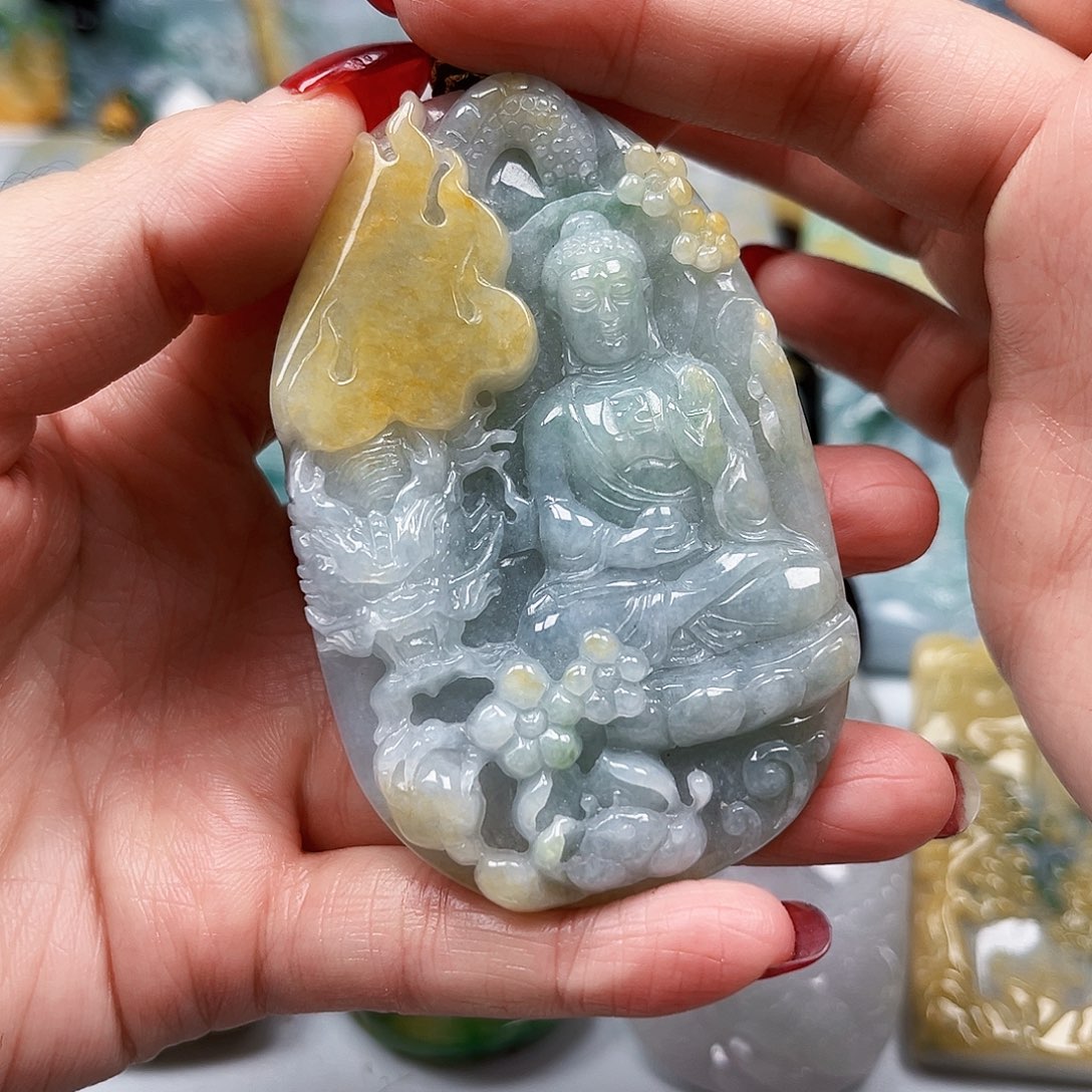 翡翠未镶嵌颈饰翡翠