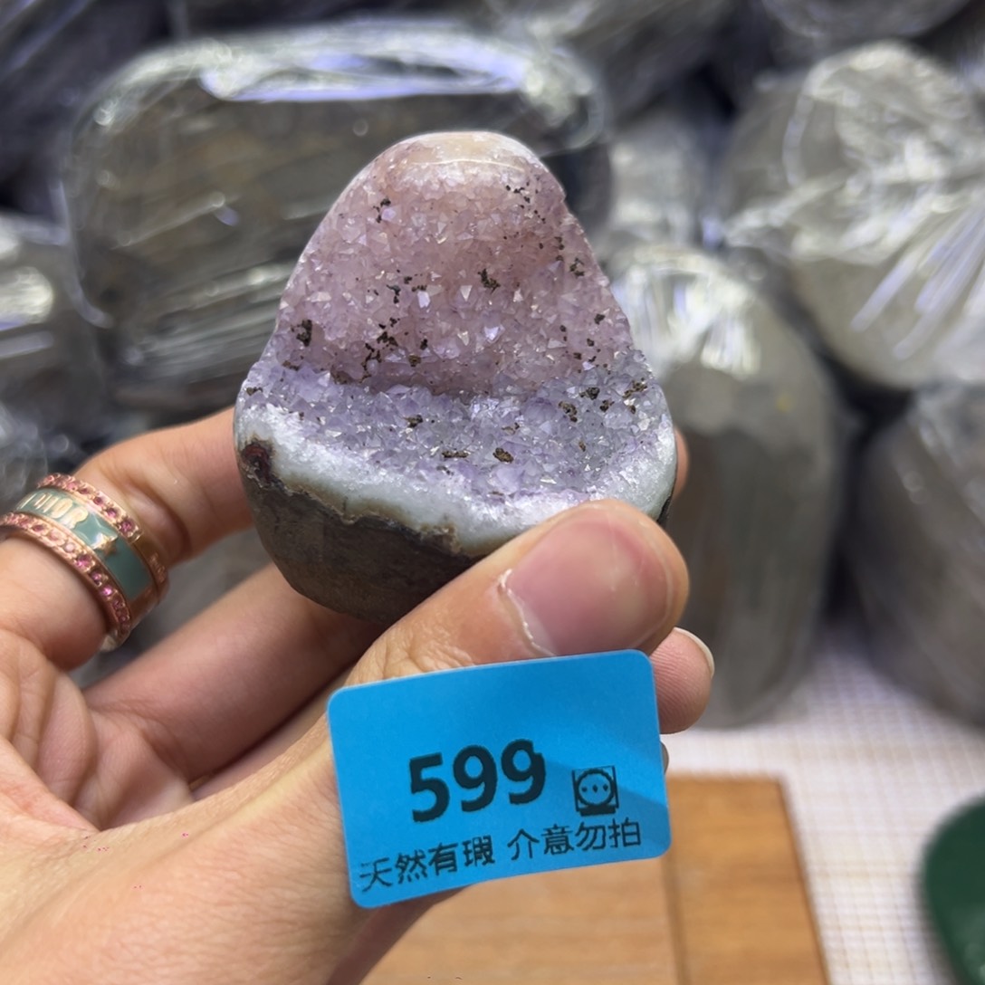 未镶嵌水晶大型摆件（非配饰）