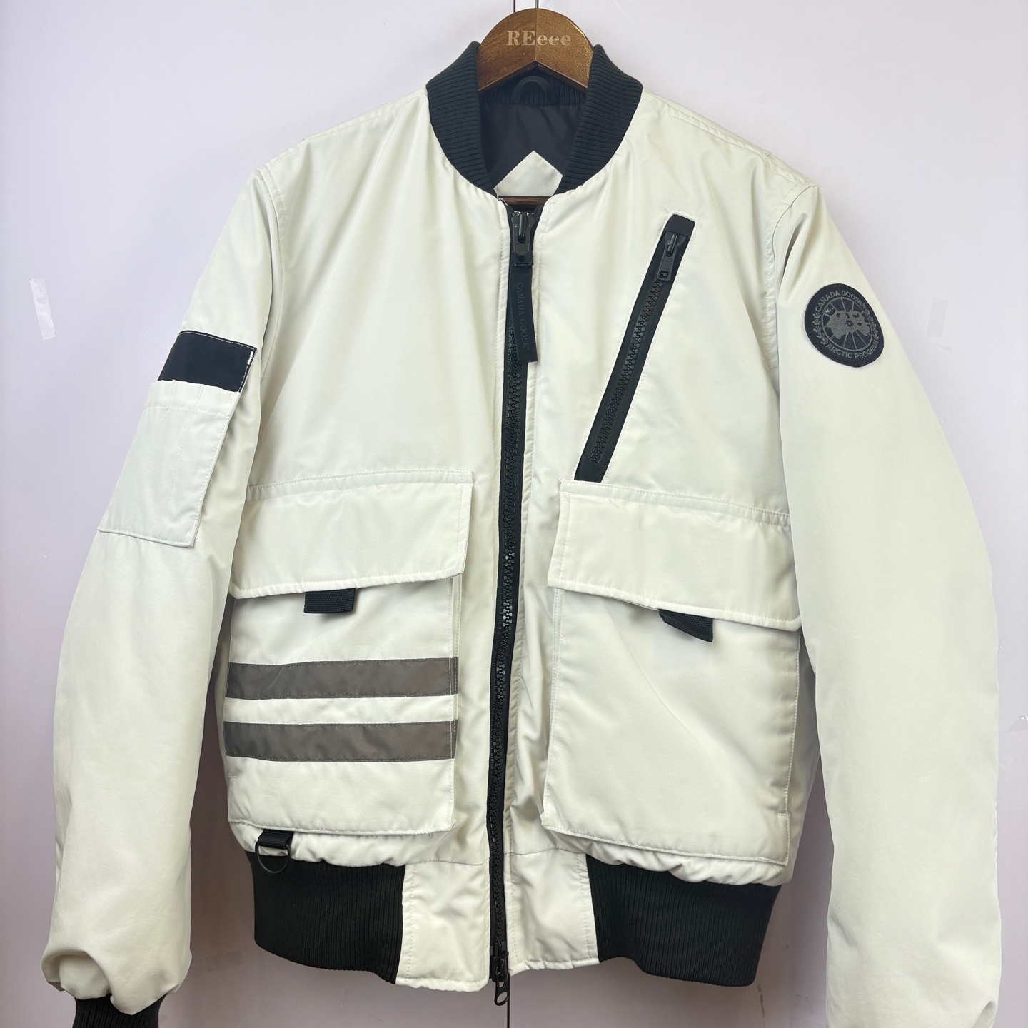 99新 CANADA GOOSE 012243  飞行员羽绒服 S码
