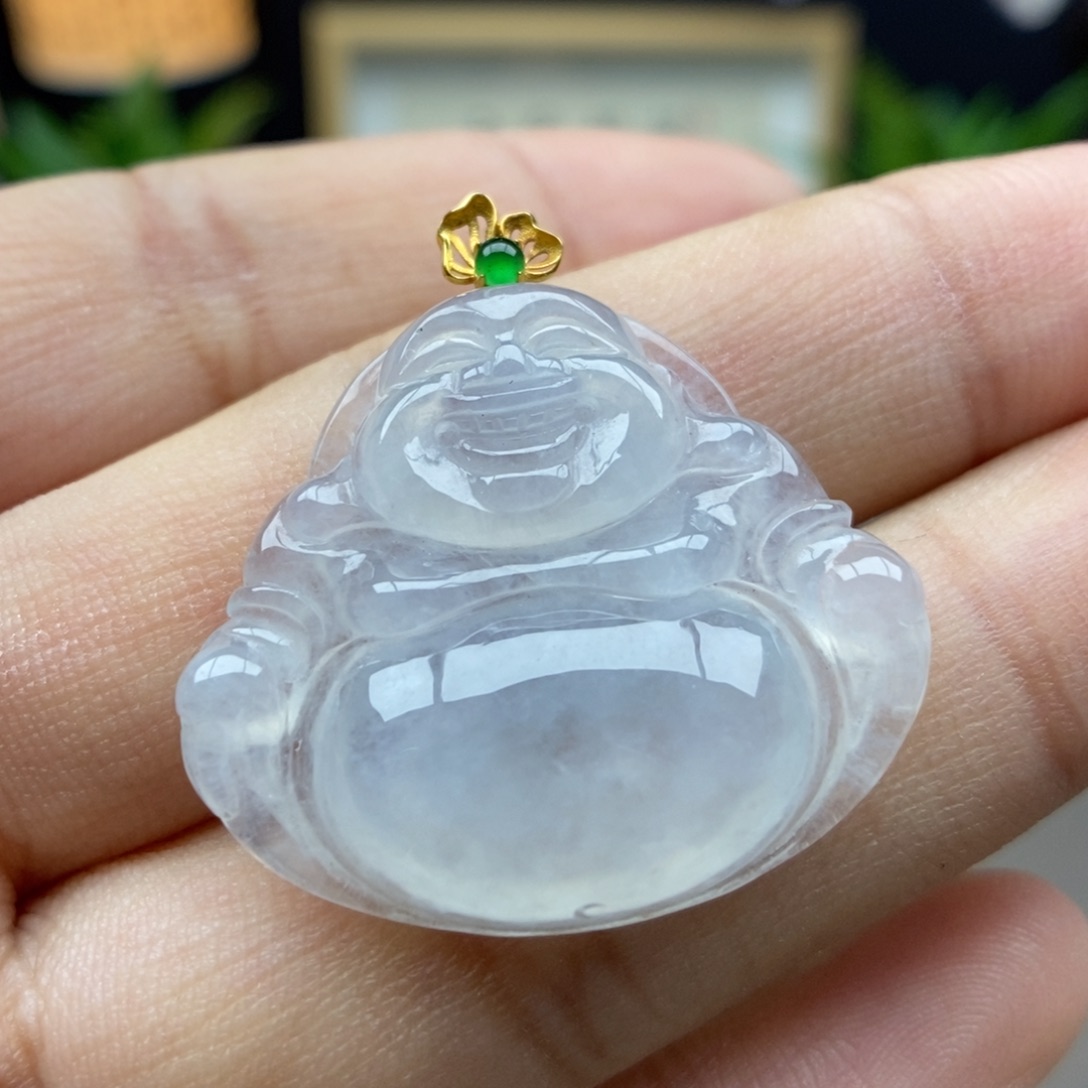 翡翠18K金镶嵌颈饰吊坠