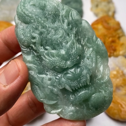 定制翡翠未镶嵌翡翠