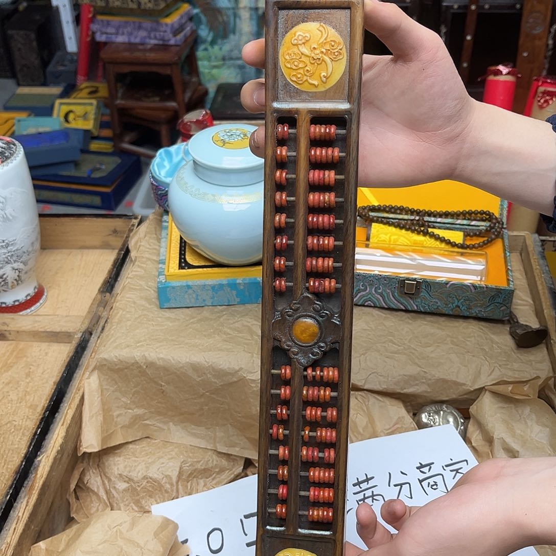 大叶紫檀（黑酸枝木类）