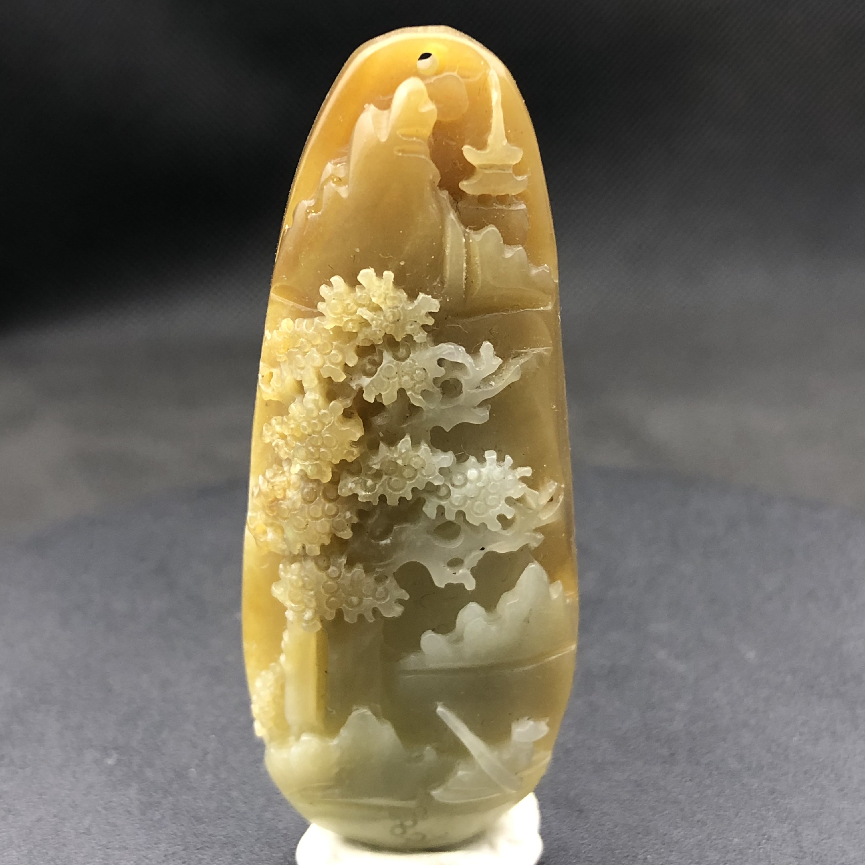 和田玉糖青白山水牌