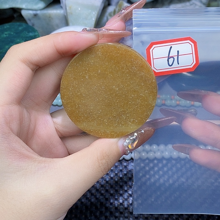 和田玉和田玉边角料随机发未镶嵌