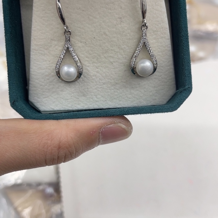 未镶嵌颈饰淡水珍珠57