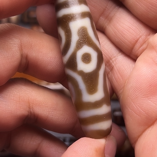 永***店玛瑙/玉髓未镶嵌颈饰