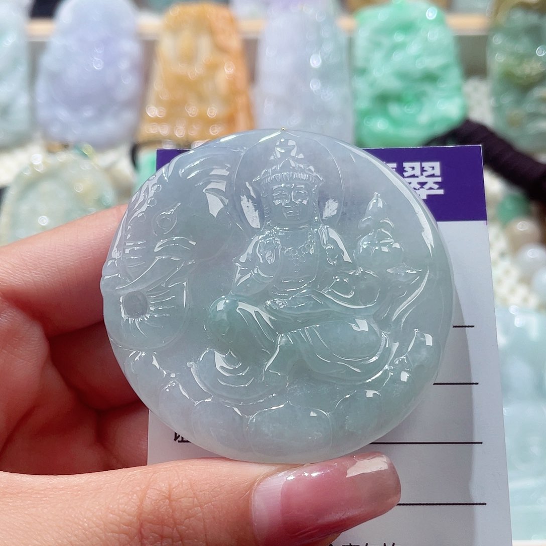 颈饰未镶嵌翡翠普贤