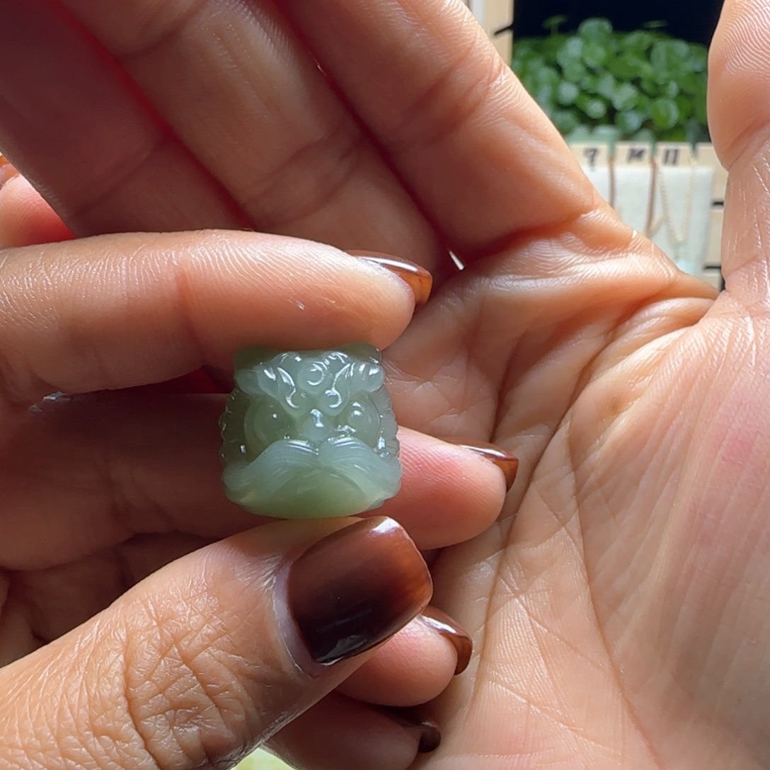 和田玉未镶嵌包链