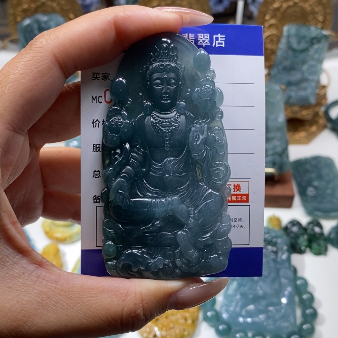 翡翠颈饰未镶嵌ゞ****丶