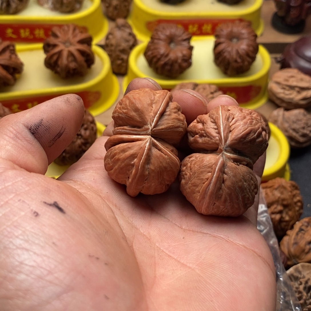 1***4吊坠文玩核桃小涵