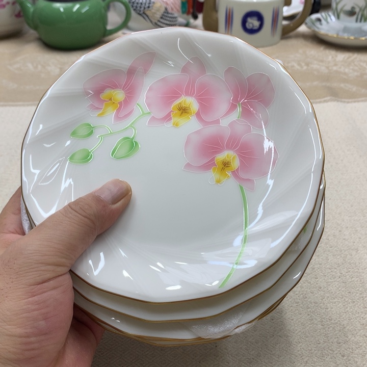 瓷片这首单曲的歌