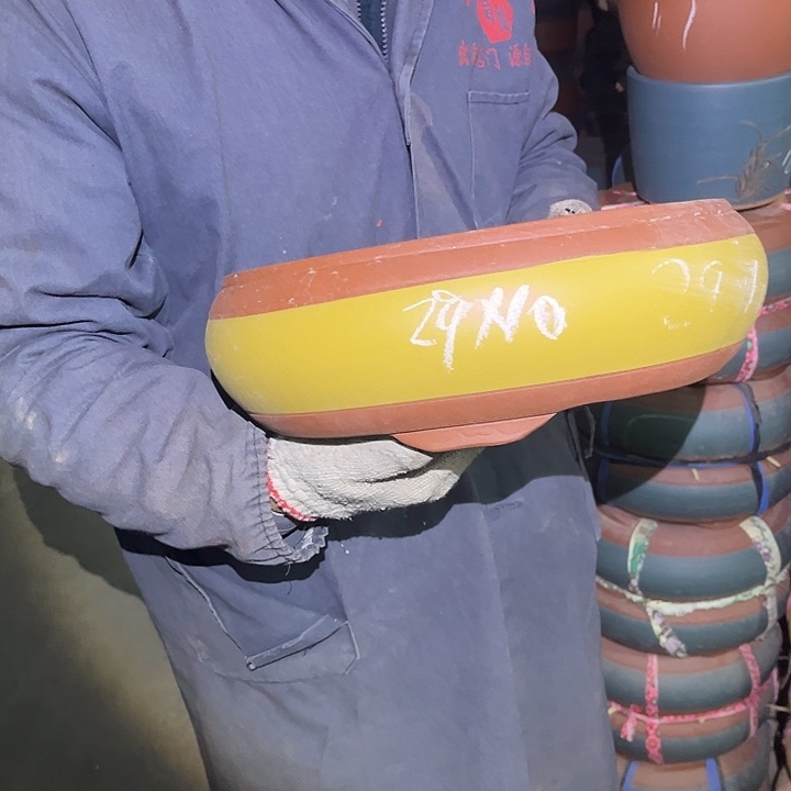 紫砂紫砂花盆和小