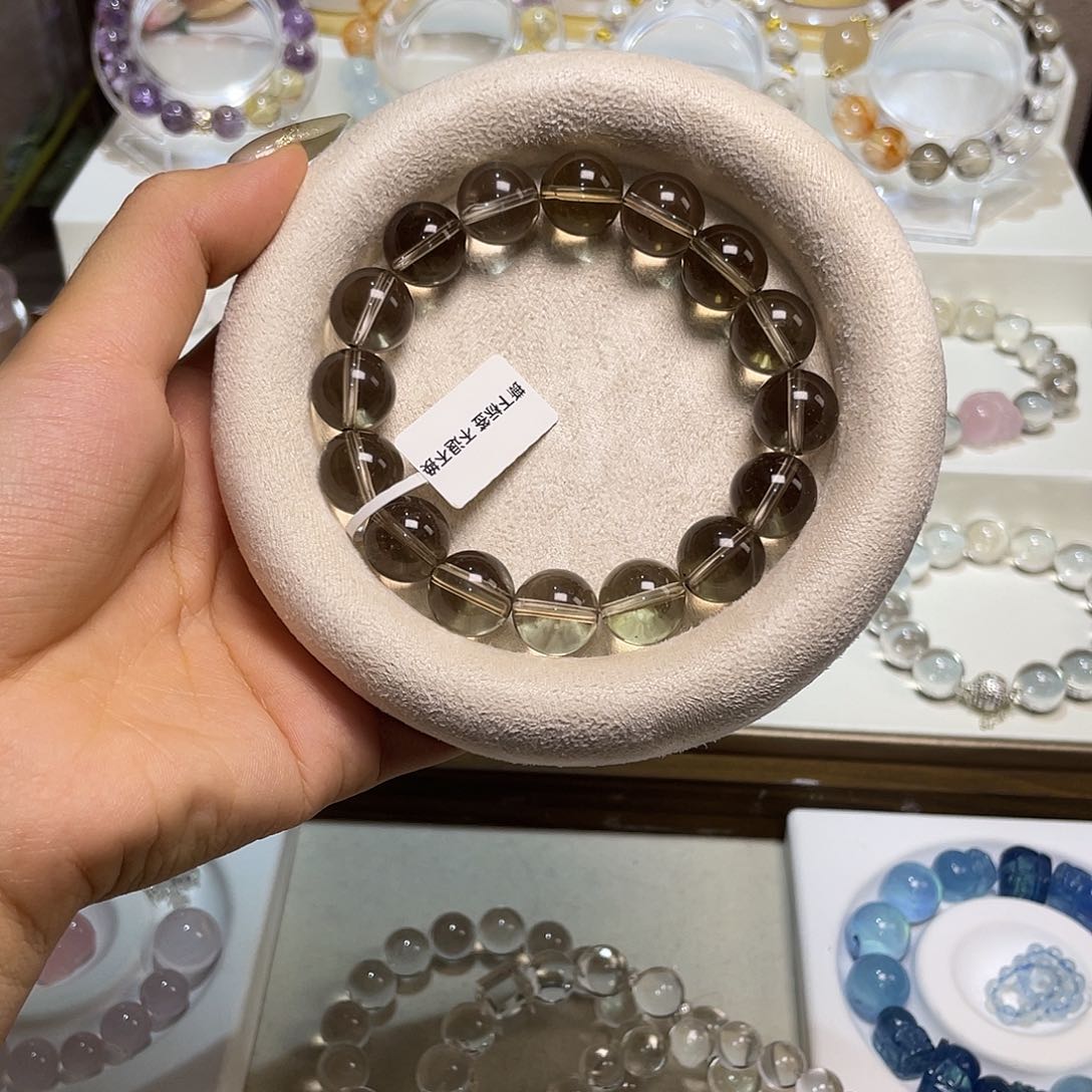 水晶手链未镶嵌茶晶