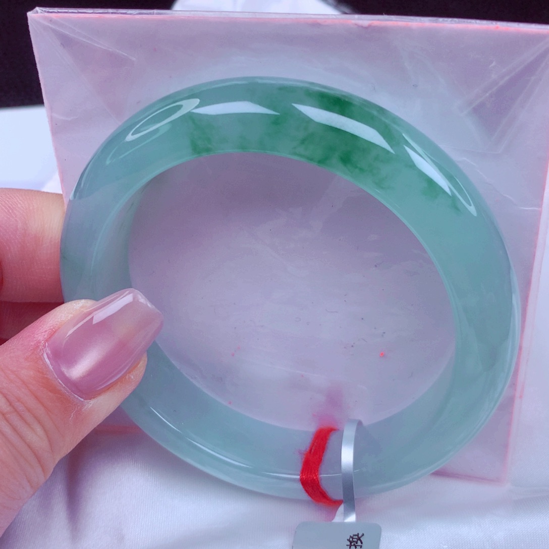 翡翠未镶嵌手镯手镯