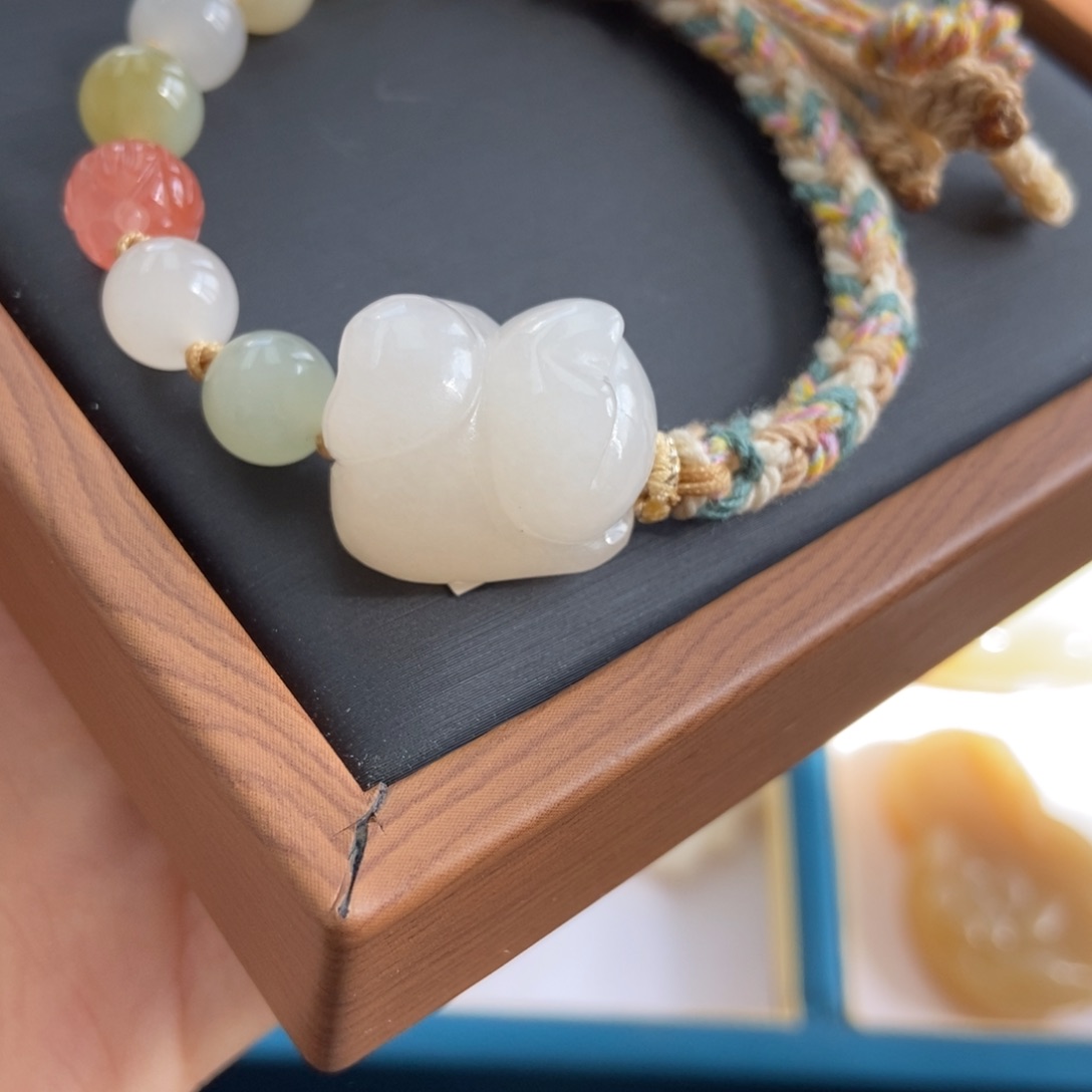 和田玉手串未镶嵌