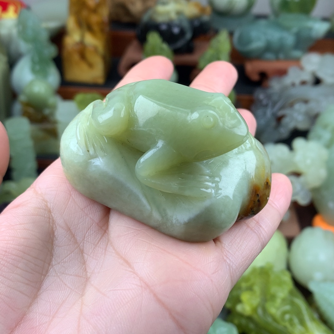 岫玉未镶嵌手把件