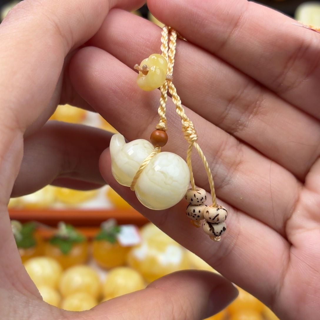 蜜蜡未镶嵌毛衣链蜜蜡