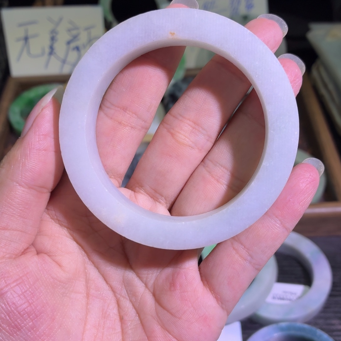 定制翡翠未镶嵌缅甸翡翠A货手镯毛胚定制