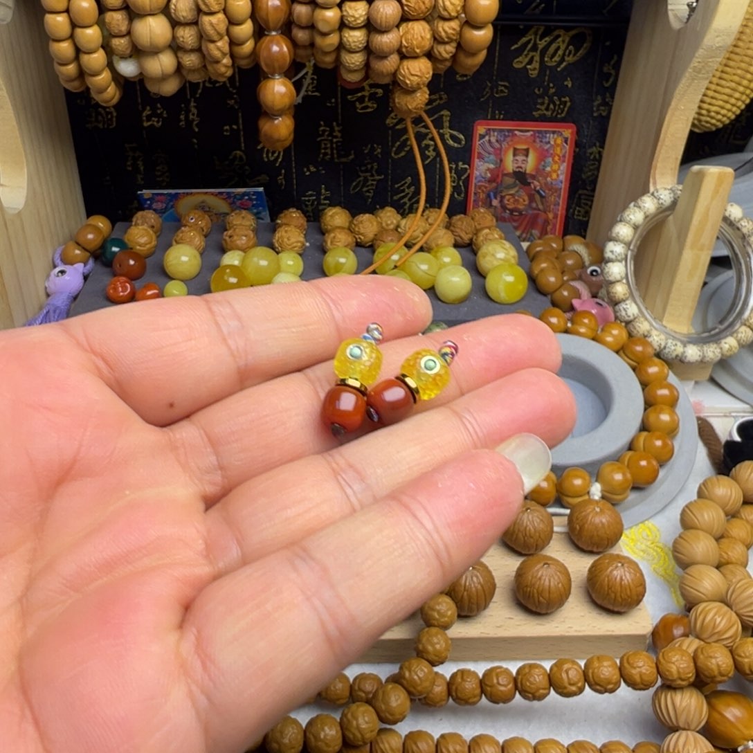 鹏***哥猴头核桃手串锤纹弟子珠