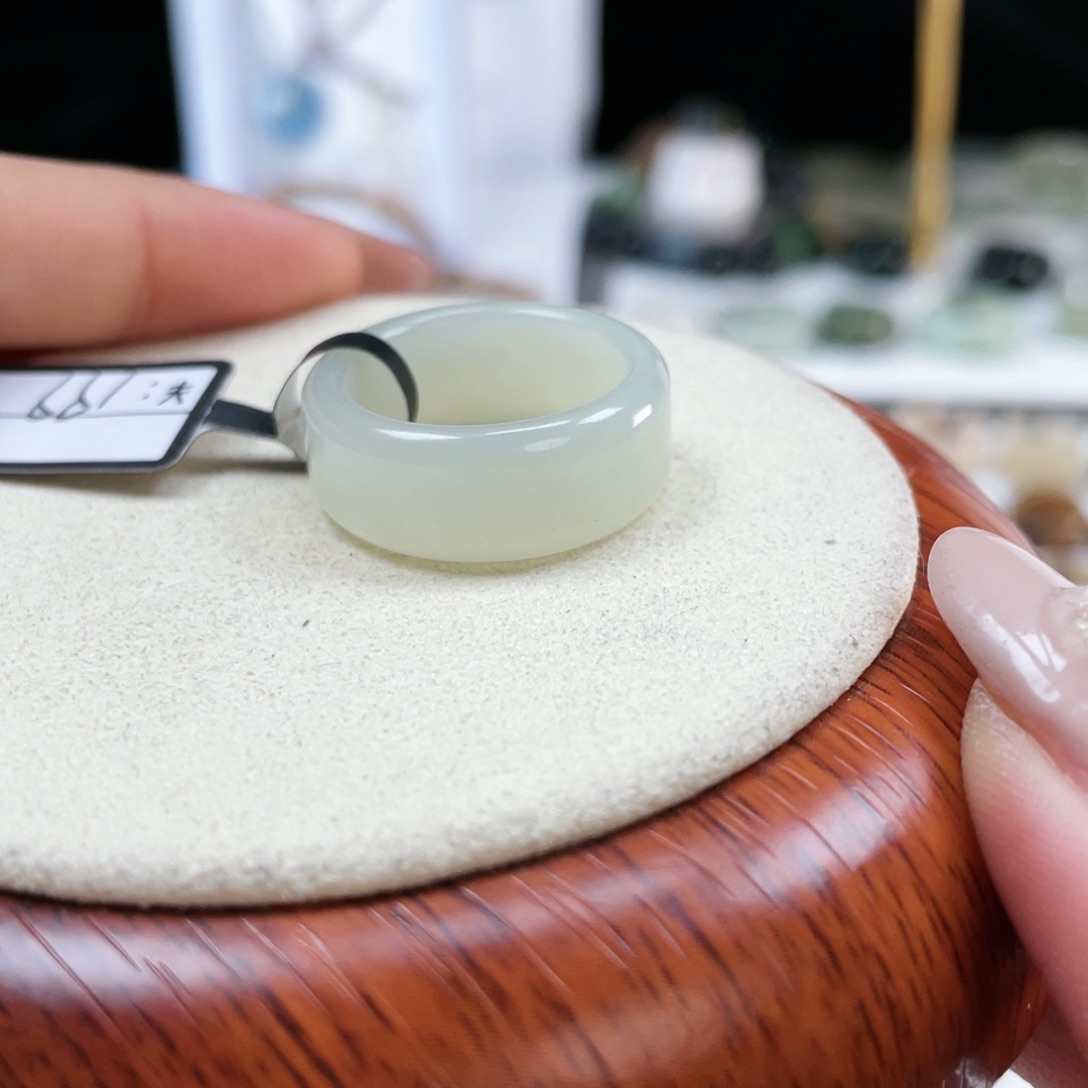 ****n和田玉未镶嵌戒指P118青玉圆切17.9不退换