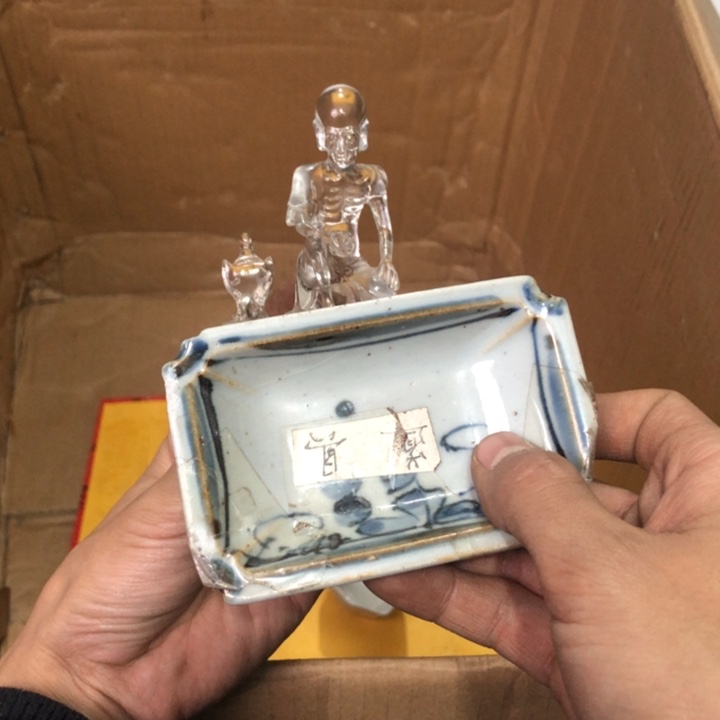 陶瓷孤品单件车里拍