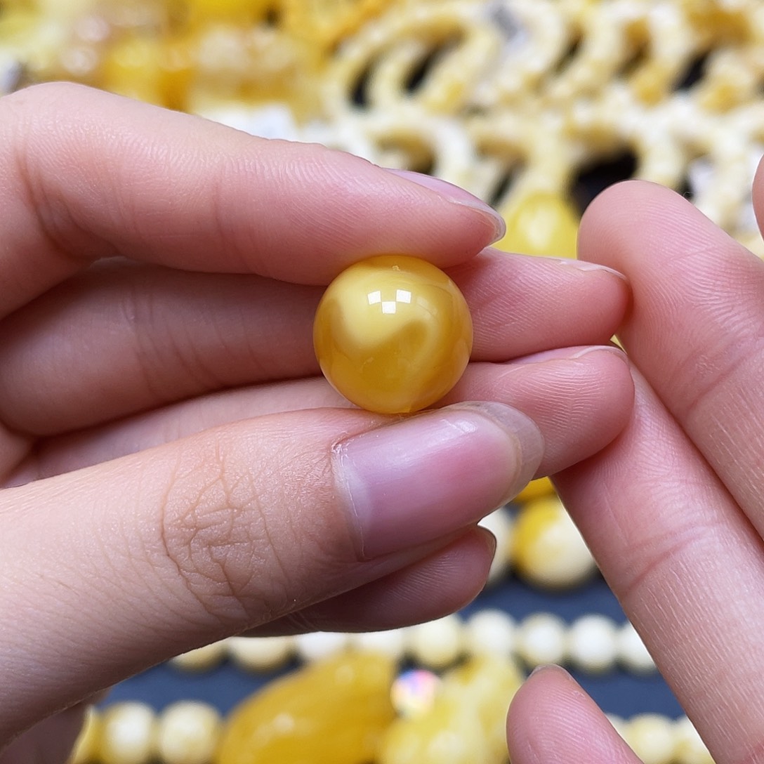 未镶嵌蜜蜡裸石圆珠14mm瑕