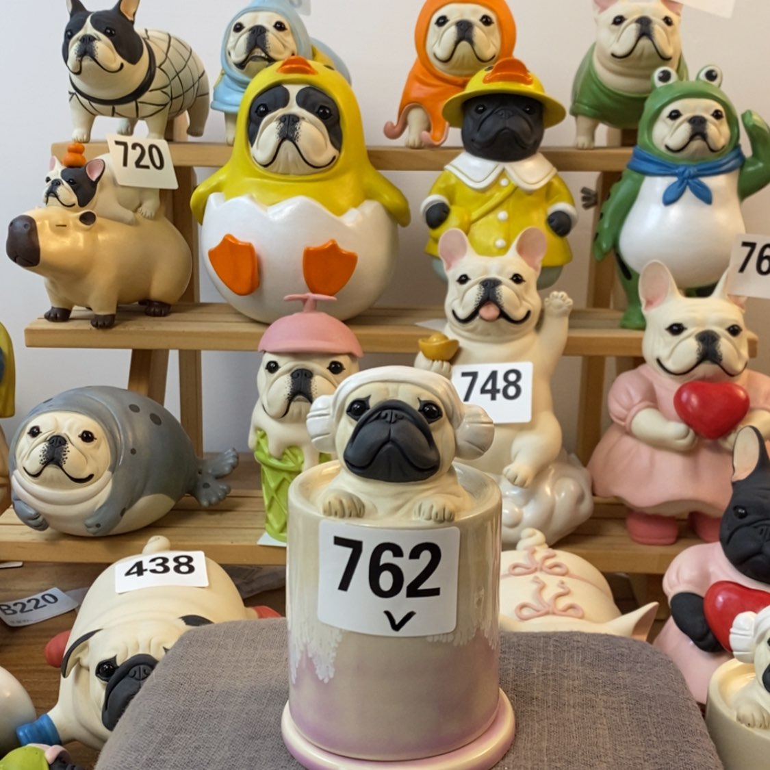 【闪购商品】微瑕762巴哥牙签筒陶瓷周边