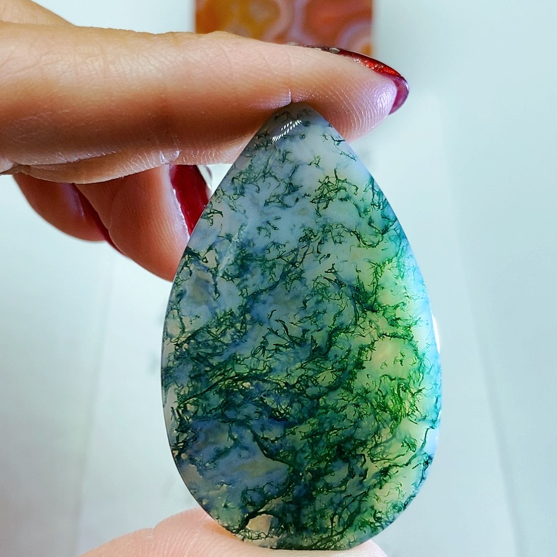 玛瑙/玉髓颈饰未镶嵌ぬ****?