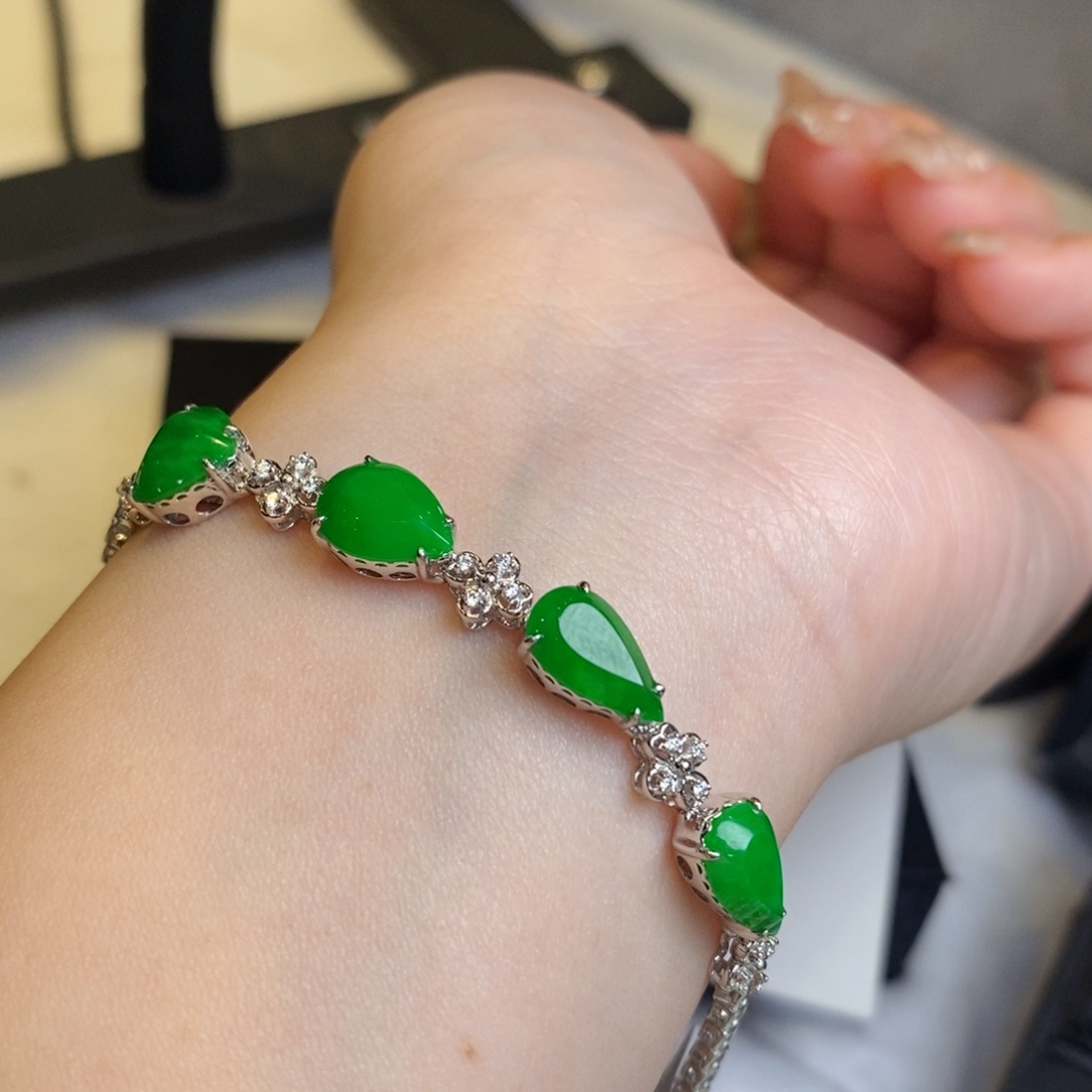 翡翠手链18K金镶嵌水滴