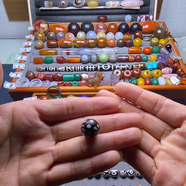 玛瑙/玉髓未镶嵌巴西玛瑙饰品桶珠