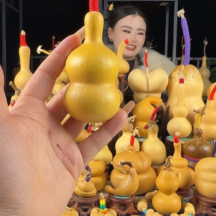 福****大叶紫檀（黑酸枝木类）