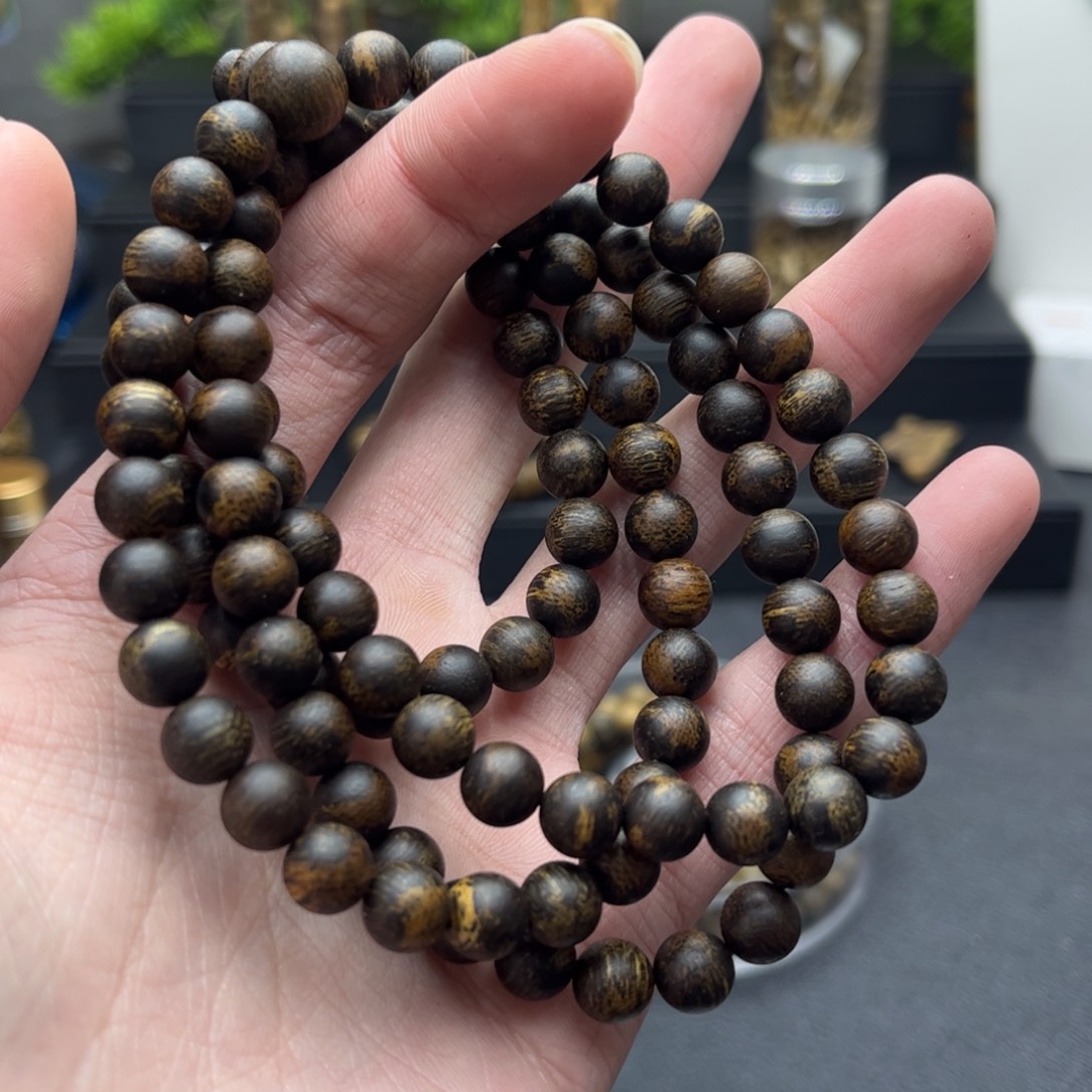 Z***I沉香沉香香囊发一