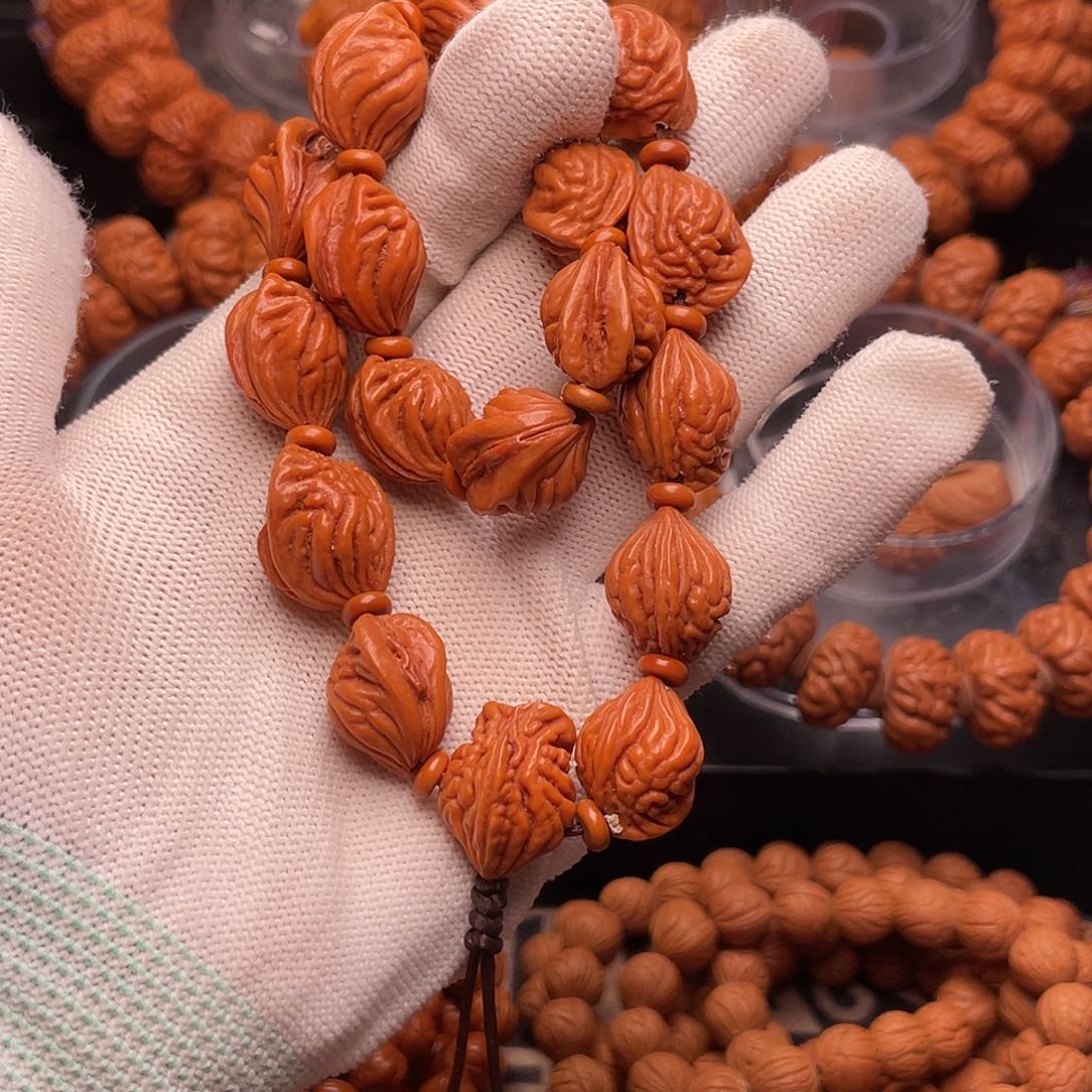 桃核把件生命之源1.4手持