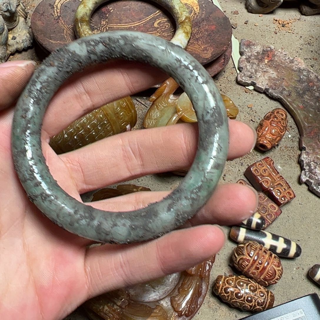 霞***白玉菩提吊坠6788999999