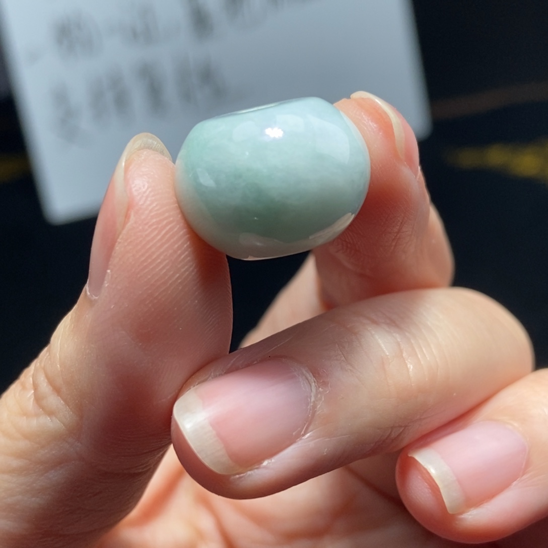 翡翠未镶嵌手链翡翠