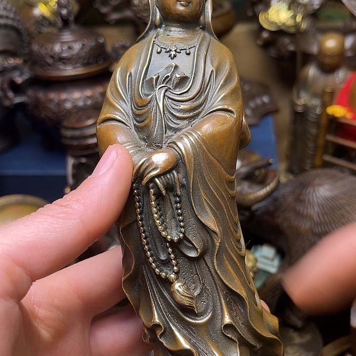 精美铜器批发档口