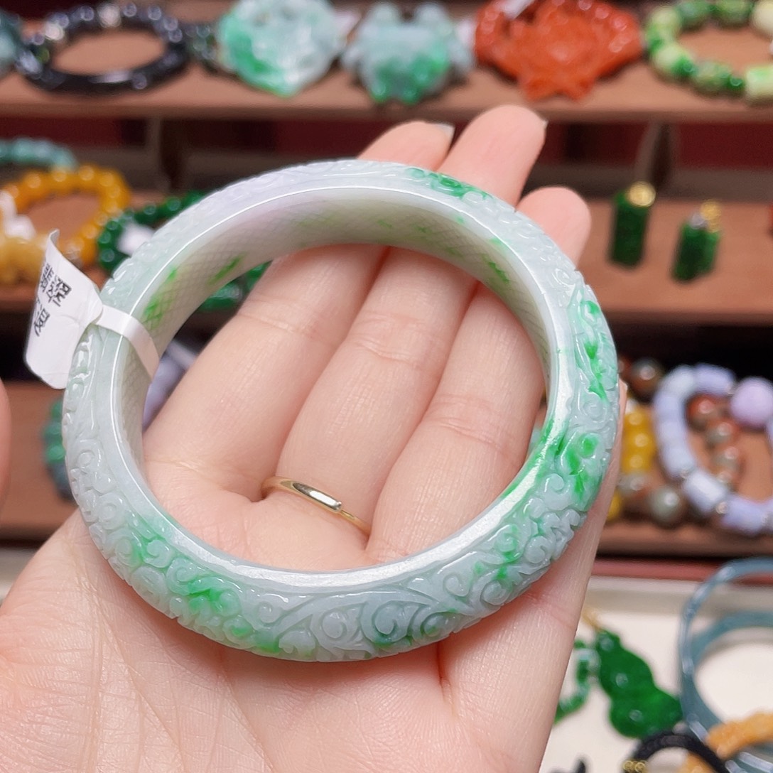 方***妮翡翠未镶嵌手链饰品