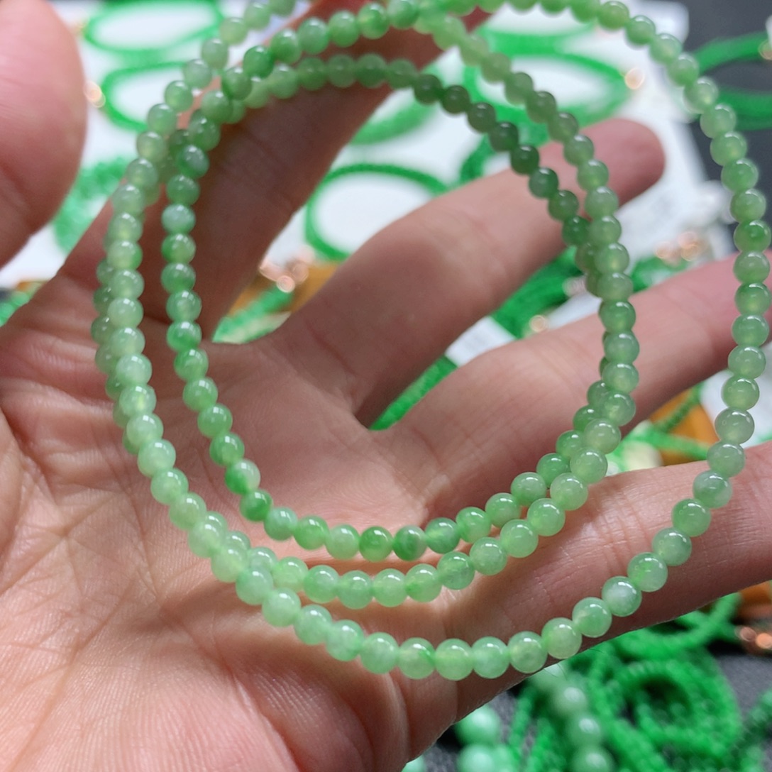 翡翠未镶嵌手链翡翠