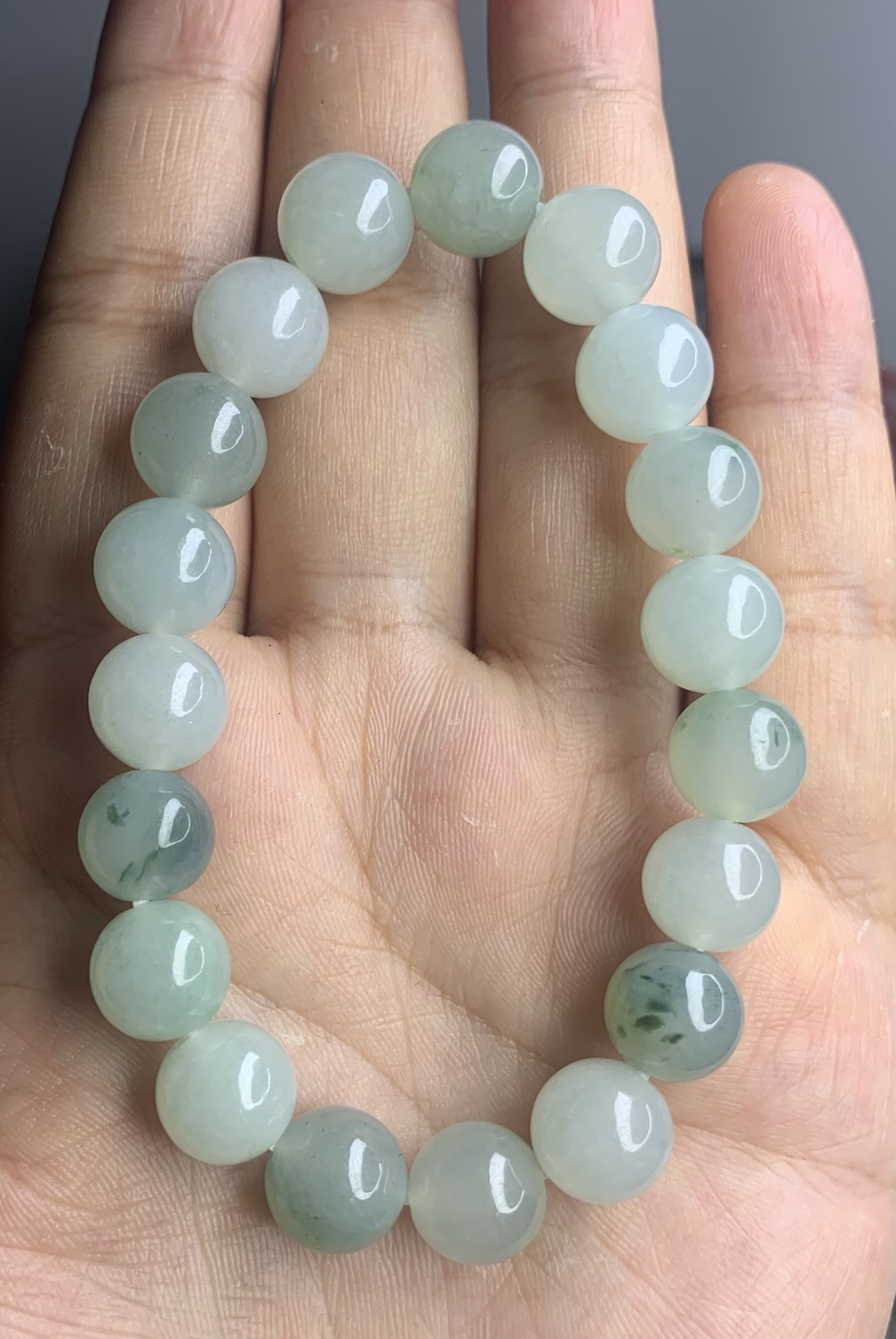 冰胶感绿底飘花手串卡10