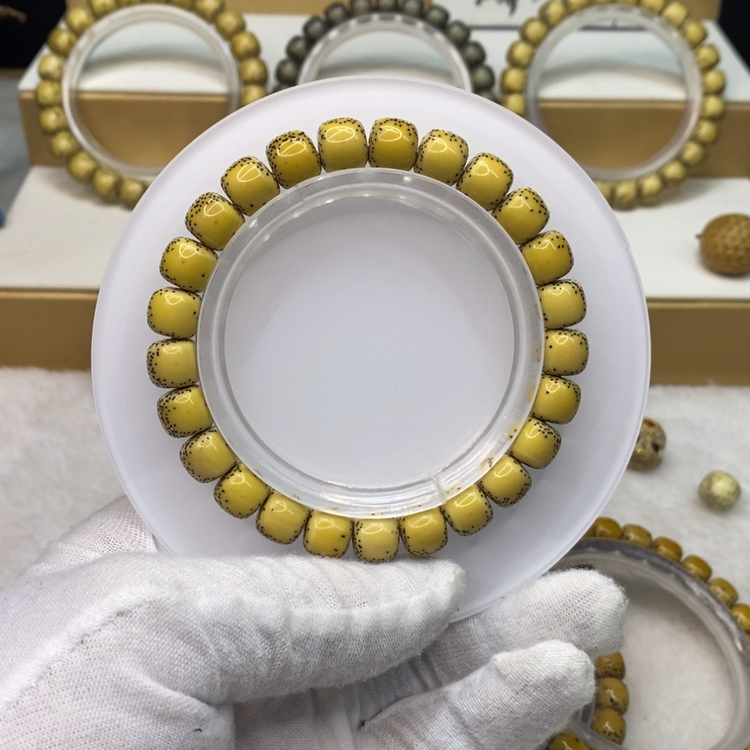 淡***笑手串星月菩提原生态9/8