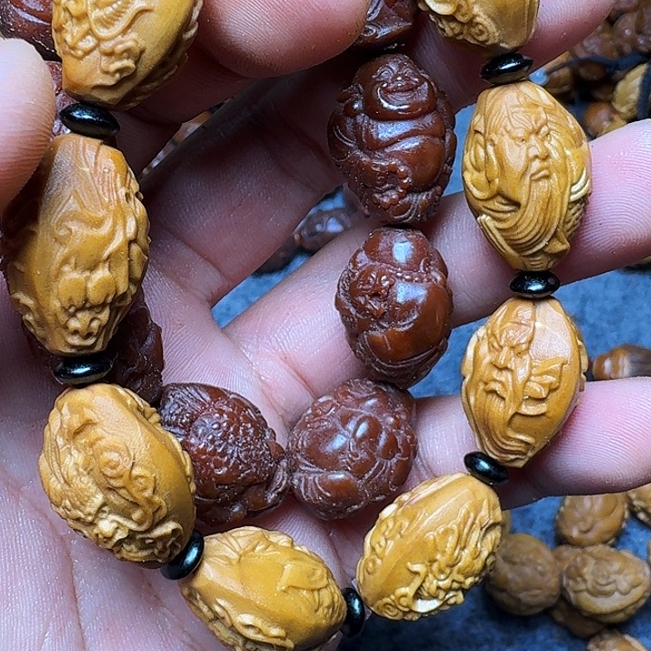 橄榄核手串你是谁