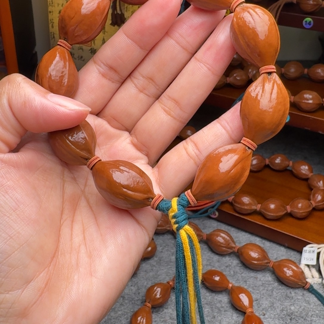 手串橄榄核19/29老核 打底了 梅林铁核