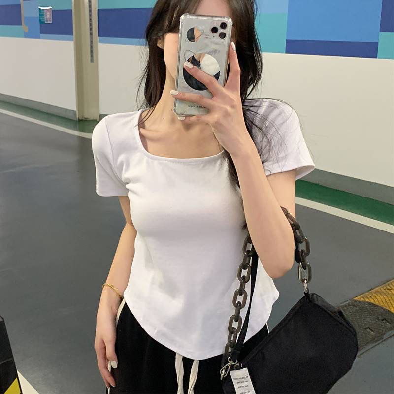 239 大码短袖t恤女胖MM纯欲方领修身不规则短款打底上衣