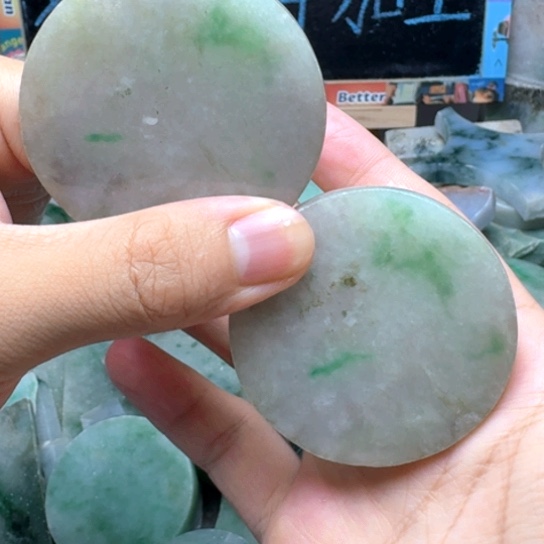 颈饰未镶嵌翡翠27557