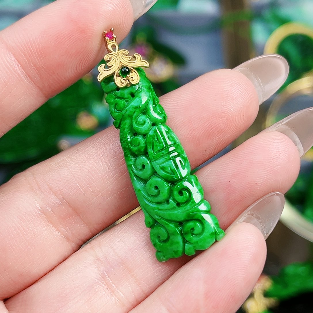 翡翠颈饰银S925镶嵌吊坠