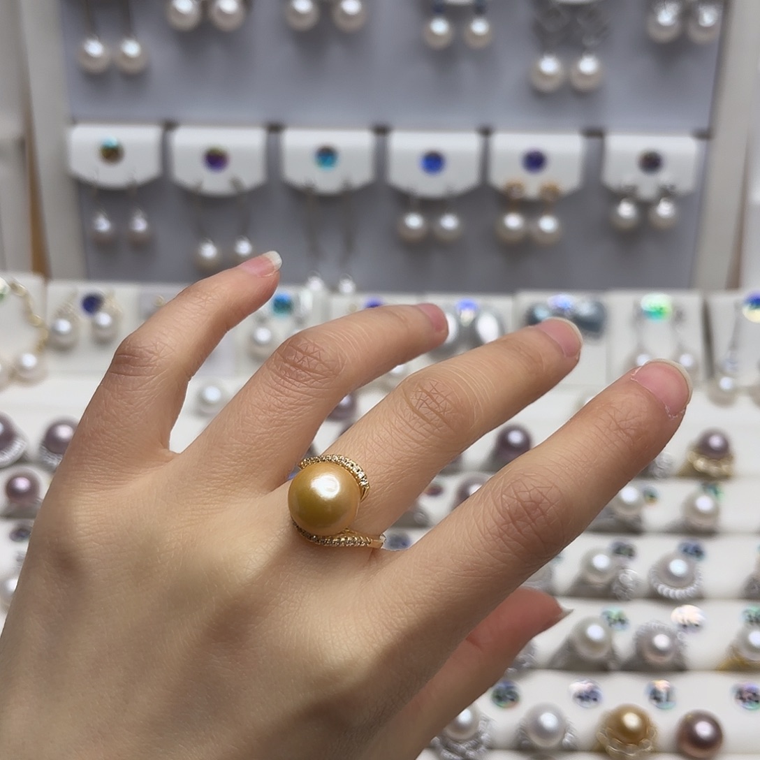 淡水珍珠颈饰合金