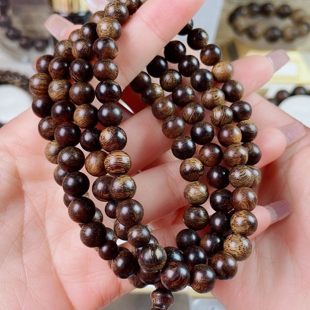沉香手串炭***哥越南富森红土沉玉化老料满瘤疤水波0.8