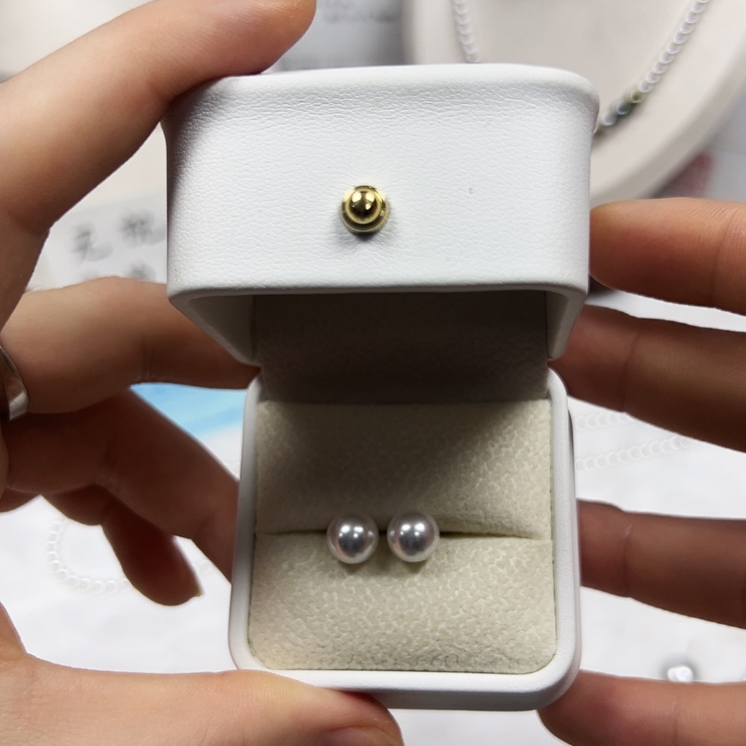 非金属925银白珠耳钉