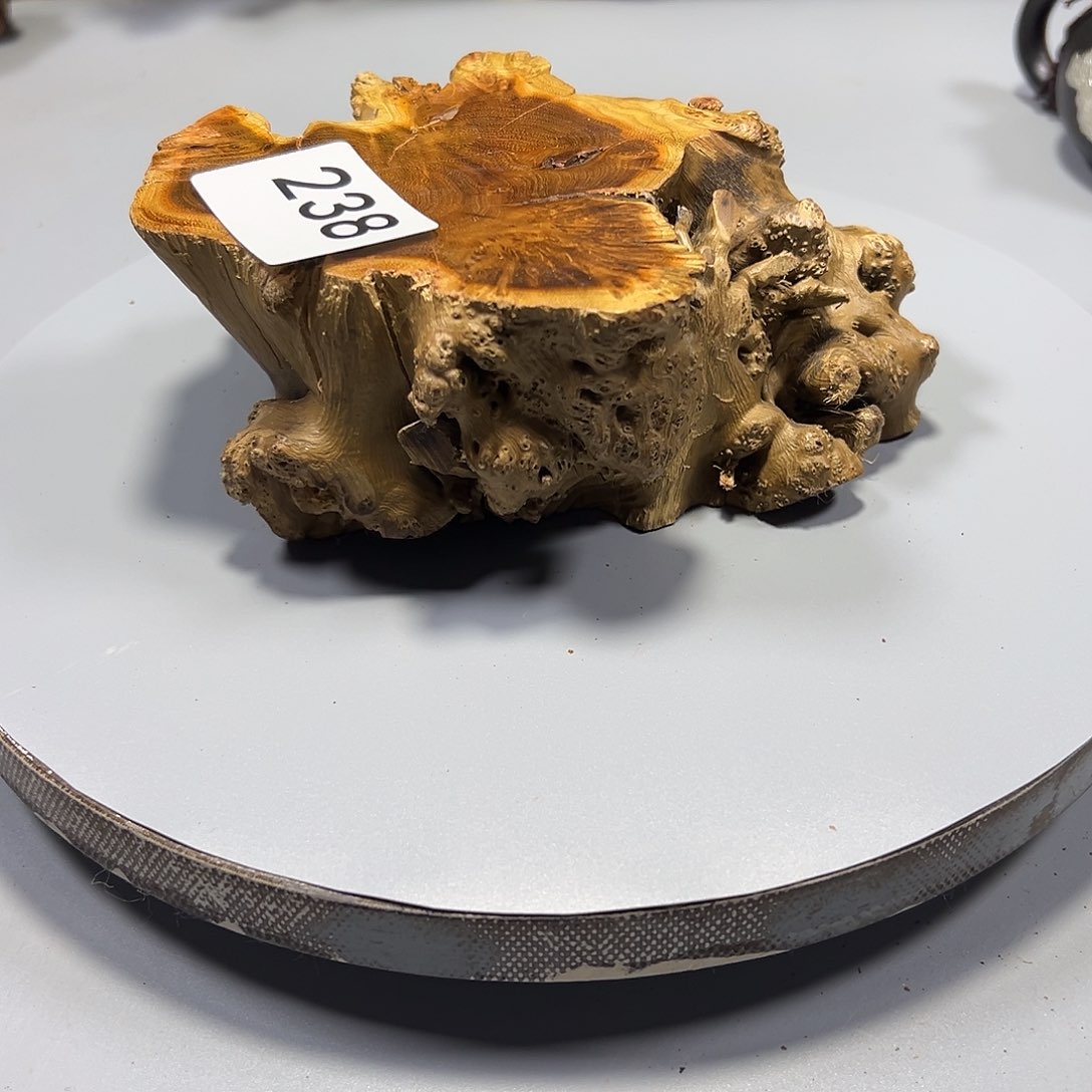 大果紫檀（缅甸花梨）安***?